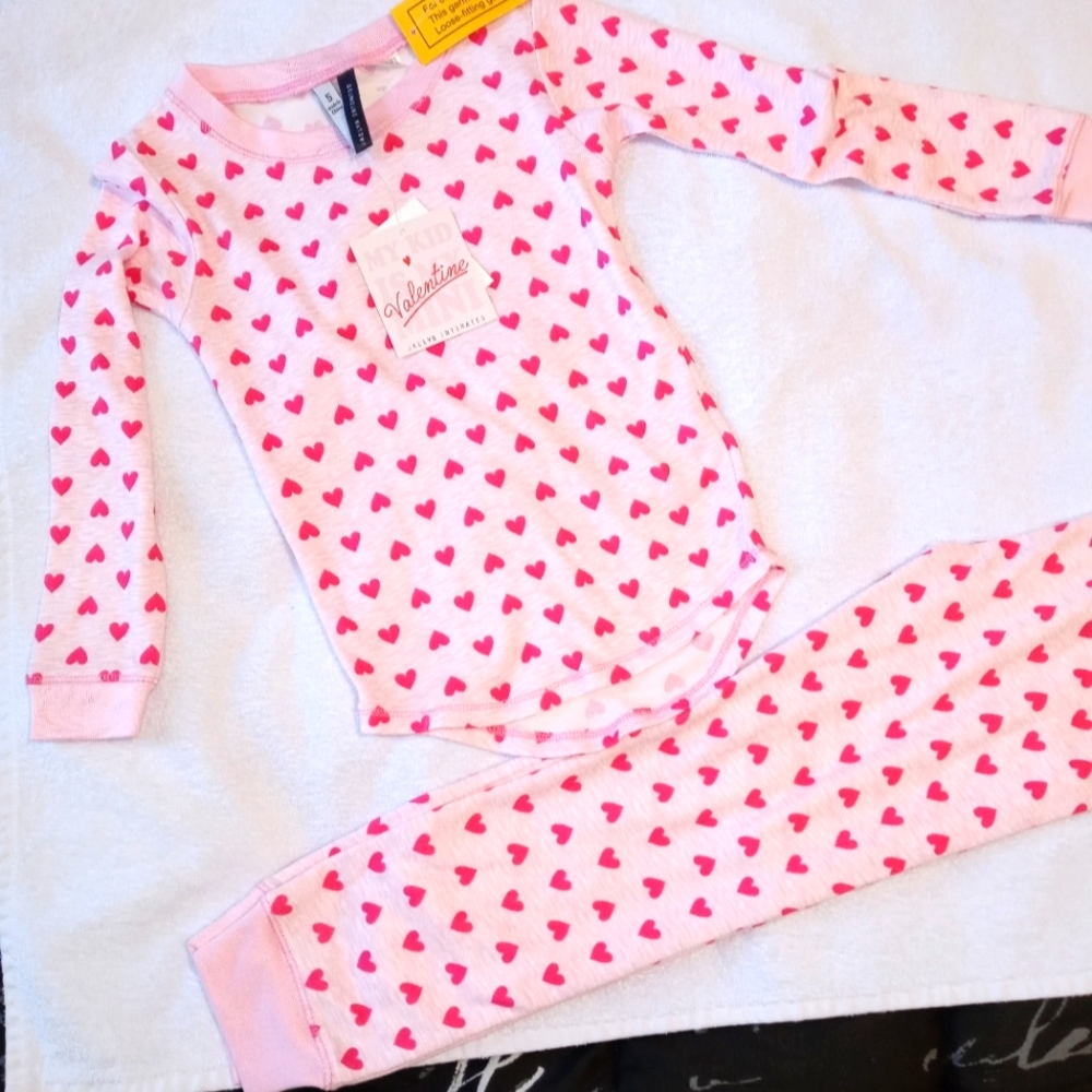 💚Jaclyn Intimates Girl 2 PC Pink Color w/Hearts Valentine Size 5